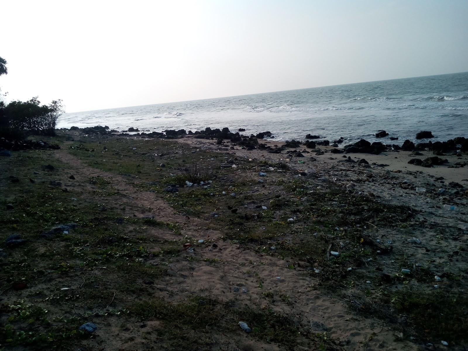 Sandee Beach Pillaiyar Kovil