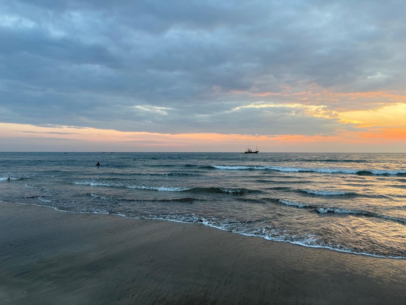Sandee Achara Sea Face