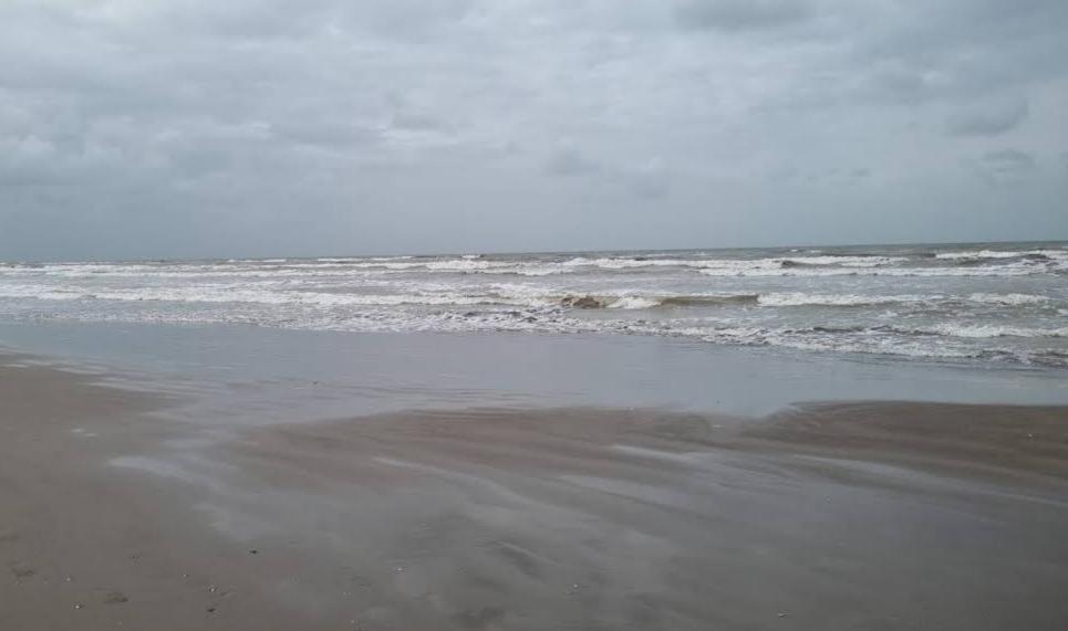 Sandee Asbechin Beach