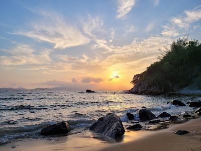 Sandee - Nga Kau Wan / Ya Jiao Wan