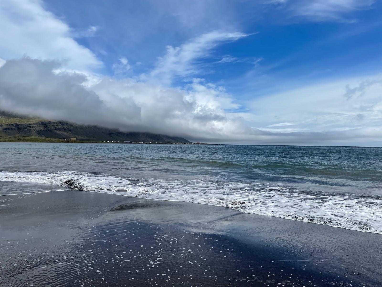 Sandee Meleyri Beach