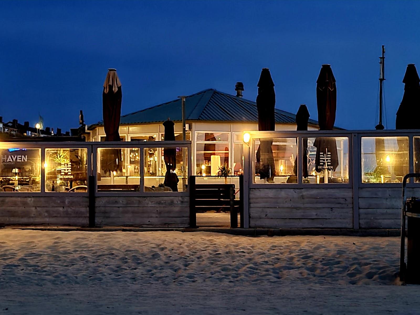 Sandee Beach Club Tien