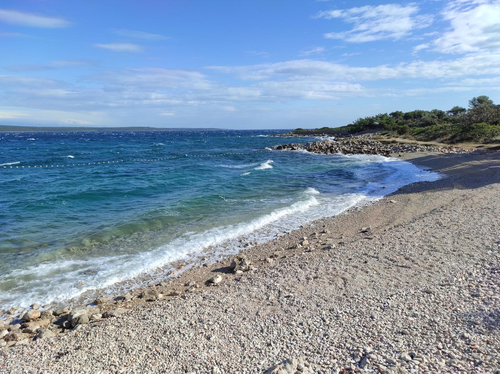 Sandee Mirna Beach