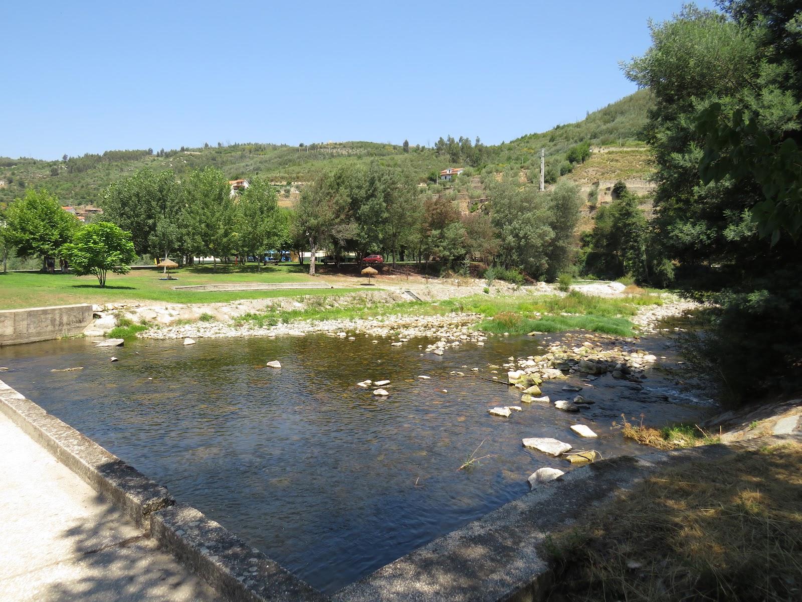 Sandee Praia Fluvial De Avo Photo