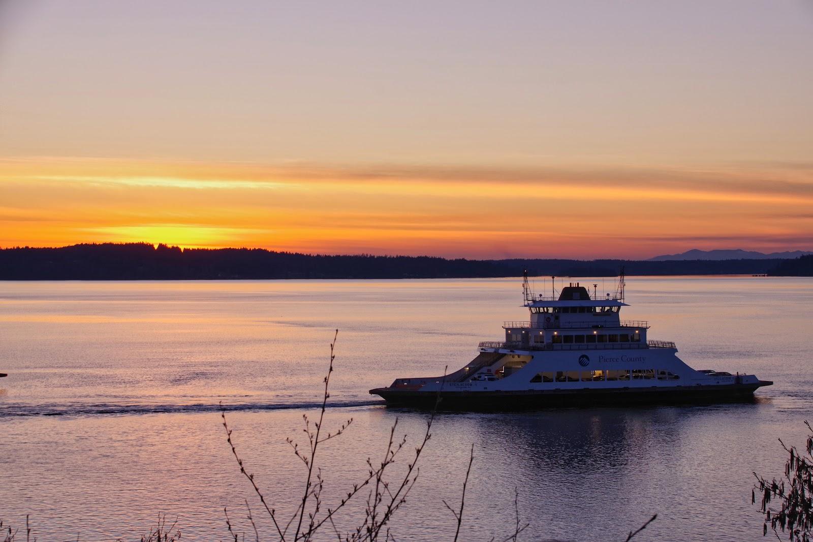 Sandee - Steilacoom Waterfront Lookout Point