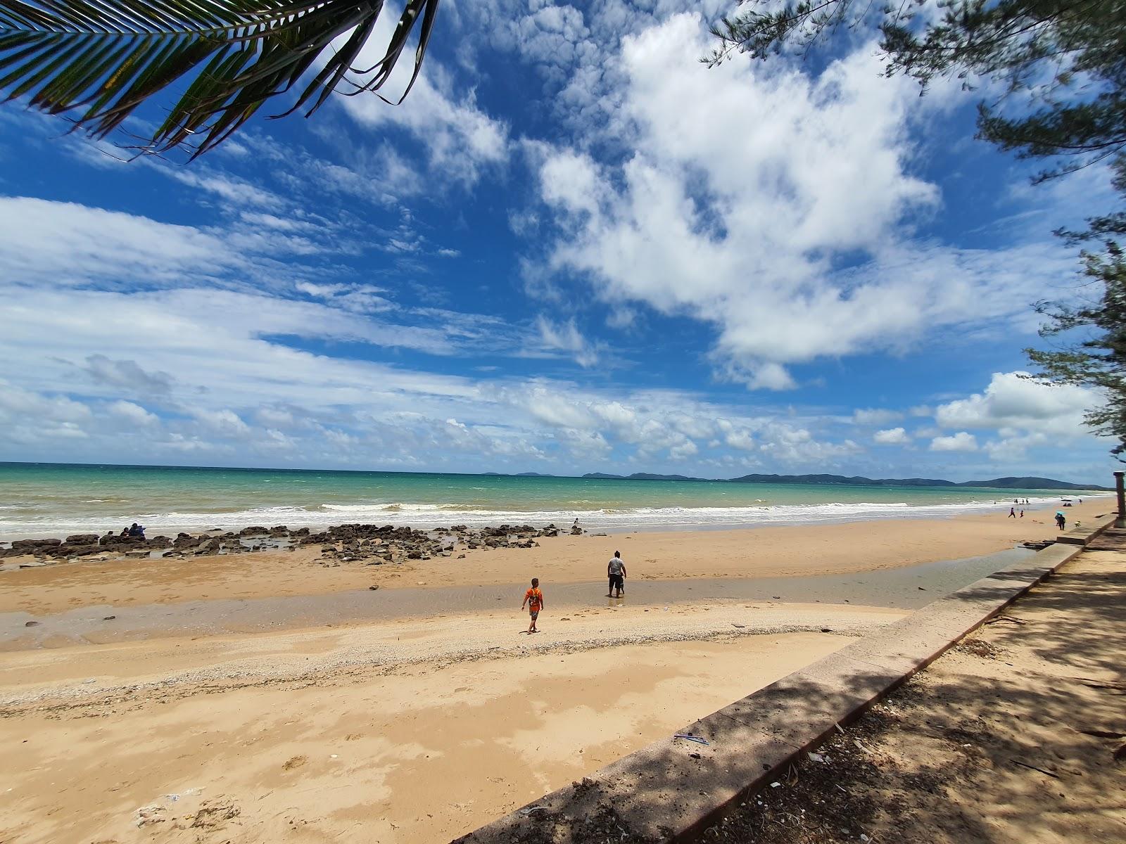 Sandee Phala Beach
