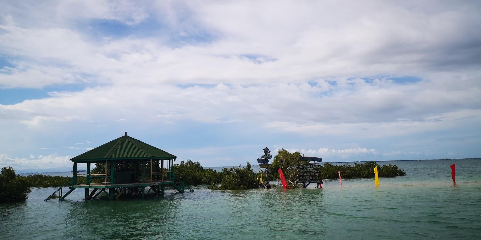 Sandee Pandao Sandbar Photo