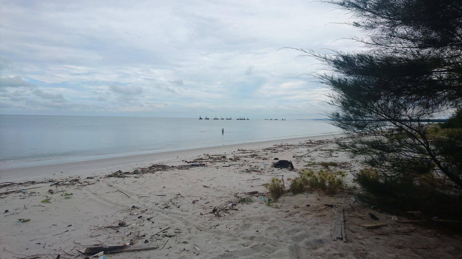 Sandee Pantai Thong Ajin Photo