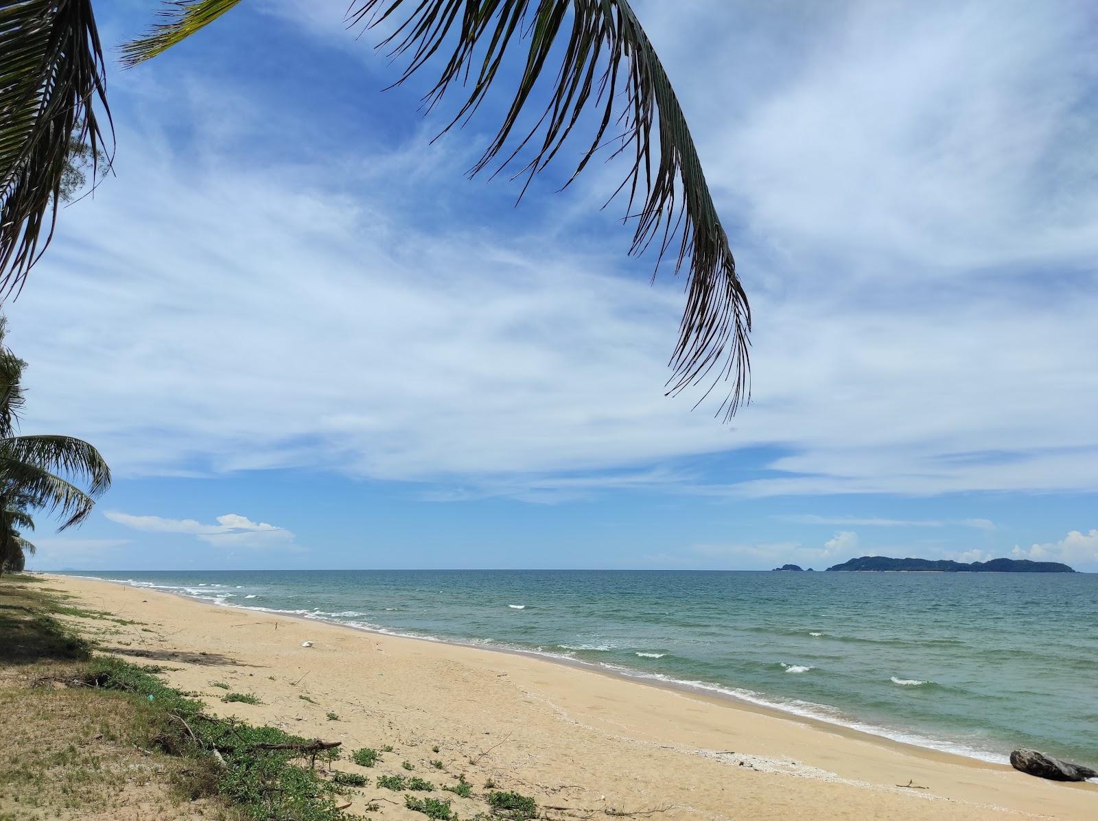 Sandee Kampung Kelulut Beach Photo