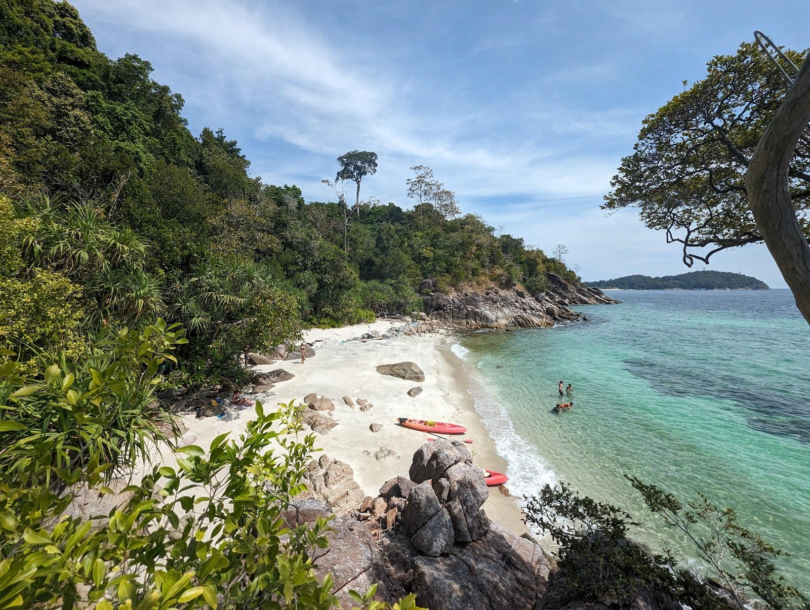 Sandee Svedo Beach