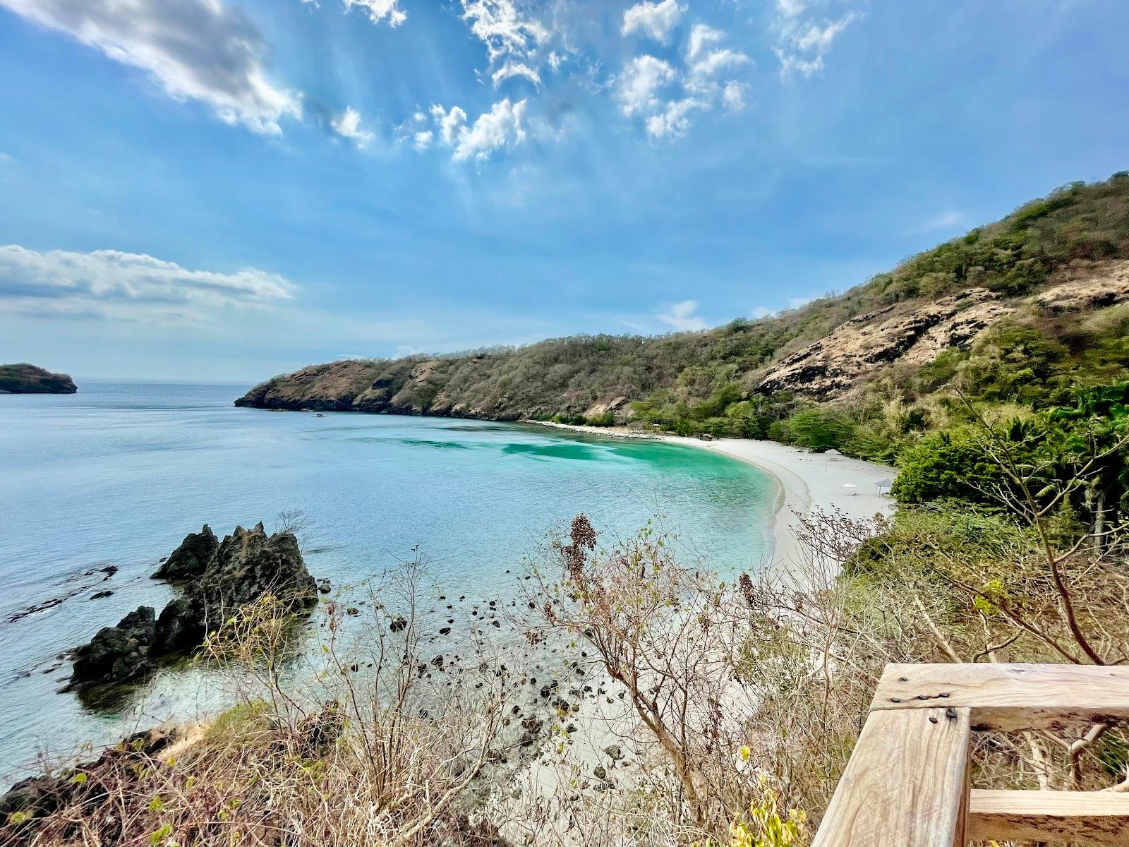 Sandee Santelmo Cove
