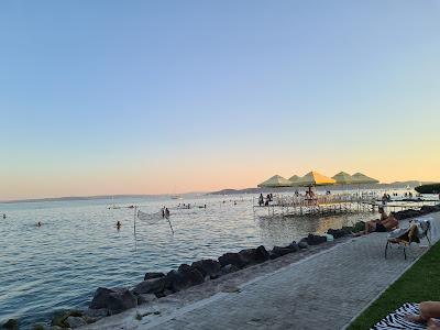 Sandee - Balatonfured Kisfaludy Strandja