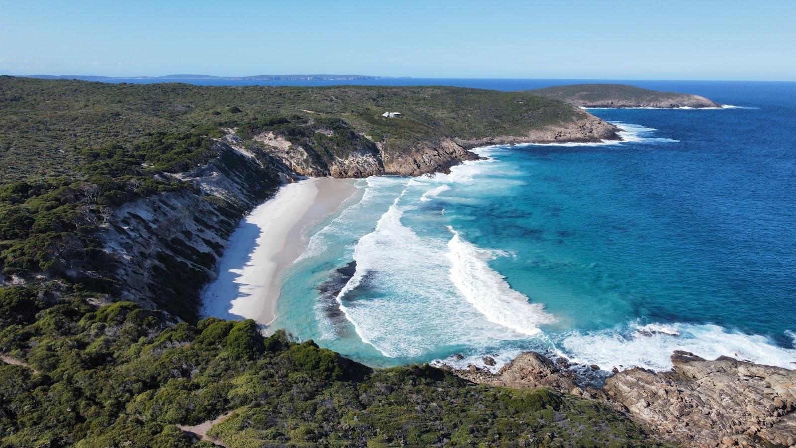 Sandee Banky Beach
