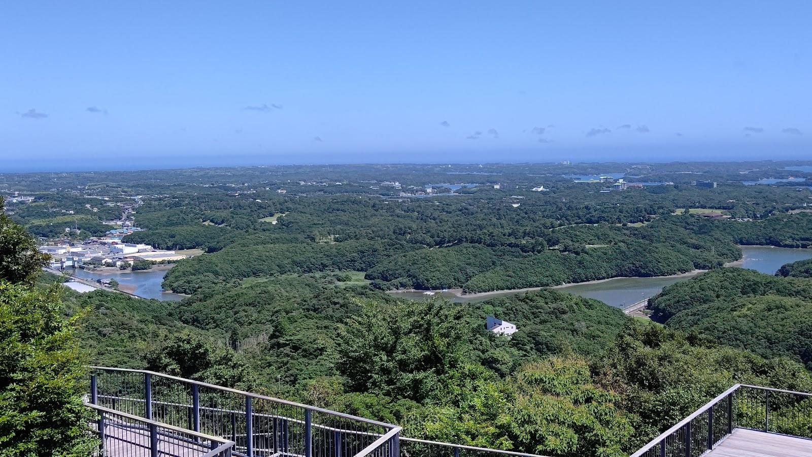 Sandee Yokoyama Observatory Deck