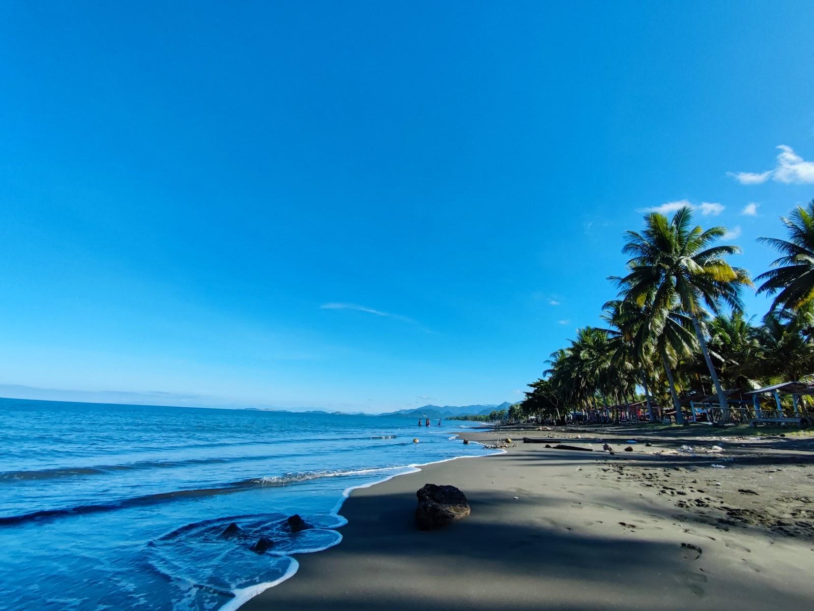 Sandee Pantai Silopo