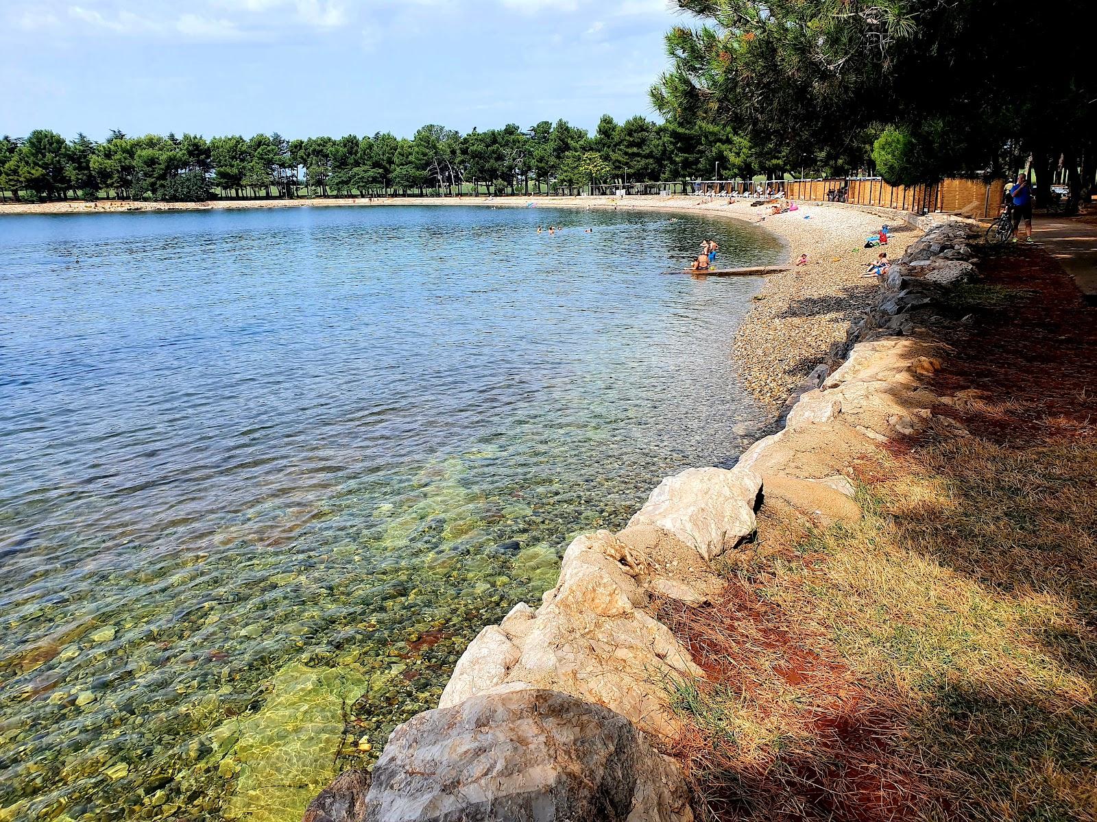 Sandee Beach Karpinjan