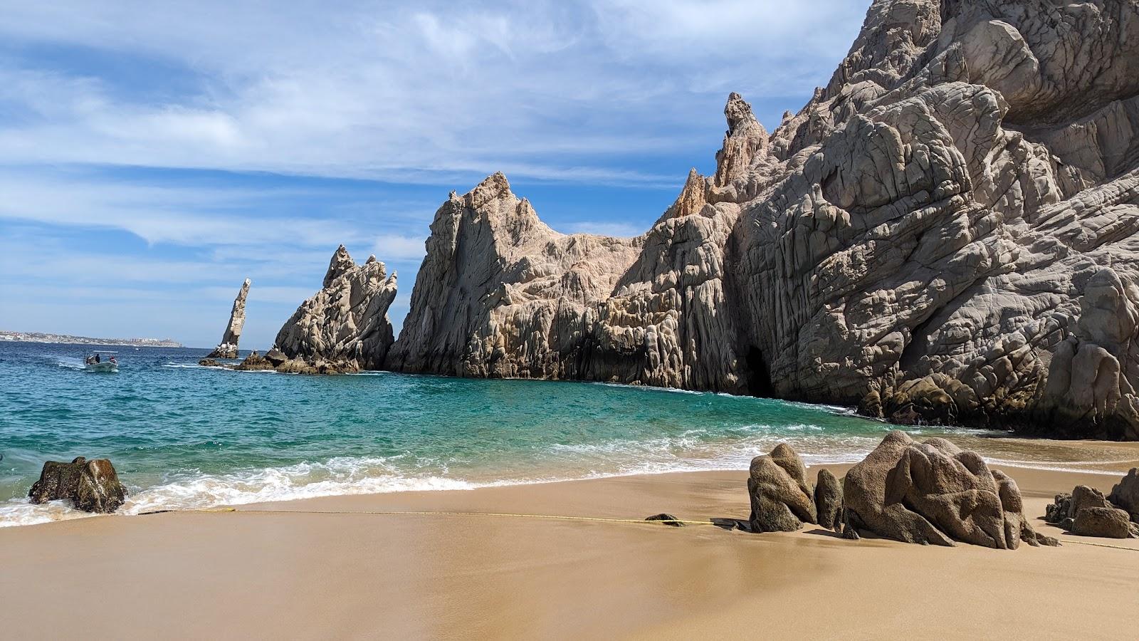 Sandee Lover's Beach