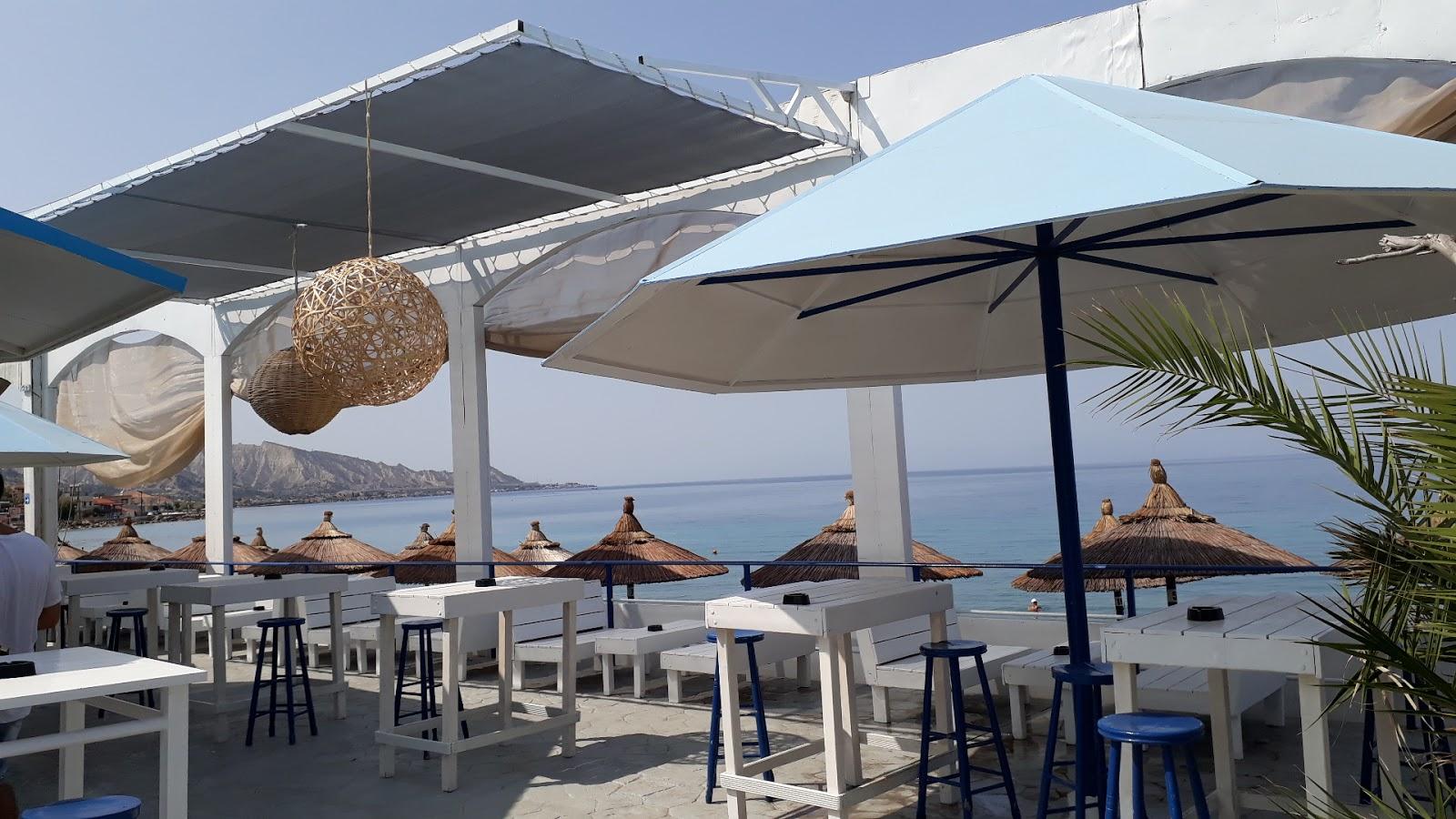 Sandee Xenos Beach