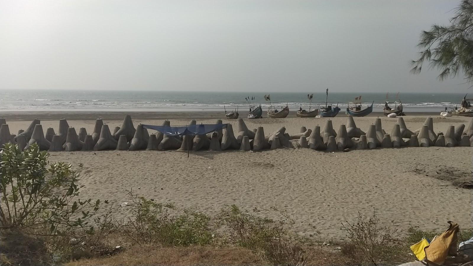 Sandee Sampan Beach