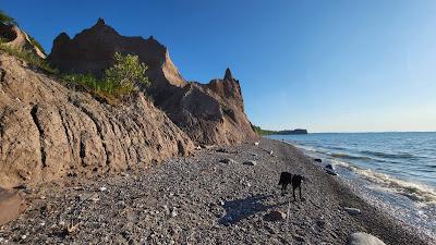 Sandee - Chimney Bluffs State Park