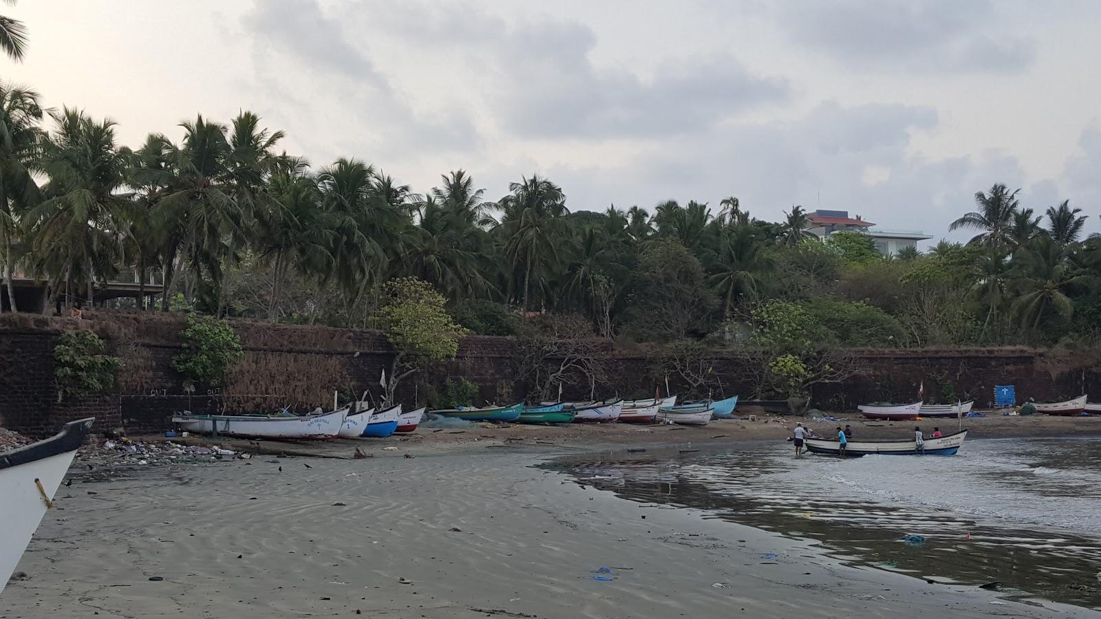 Sandee Marivel Beach