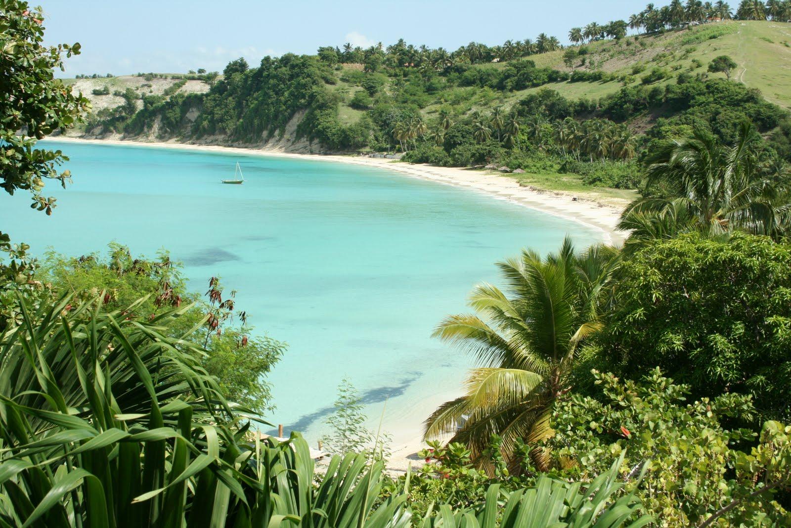 Sandee Main Beach Bainet