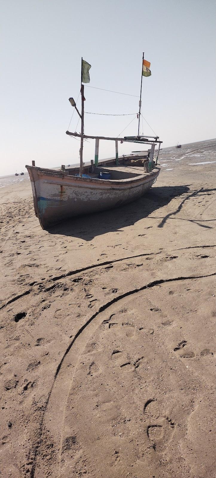 Sandee - Bhadreshwar Beach