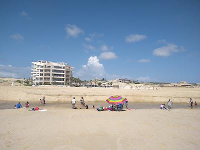 Sandee - Playa El Suspiro