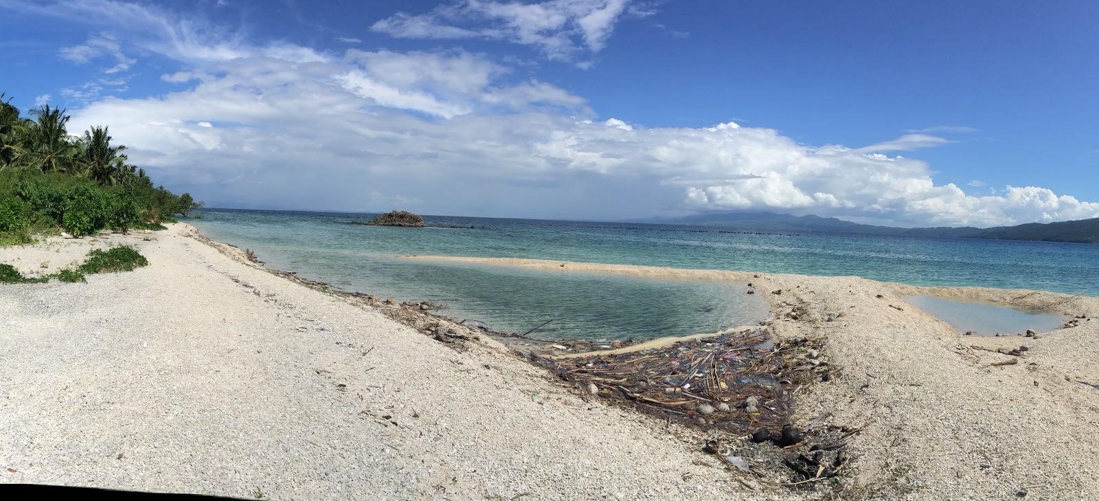 Sandee Calumpijan Island