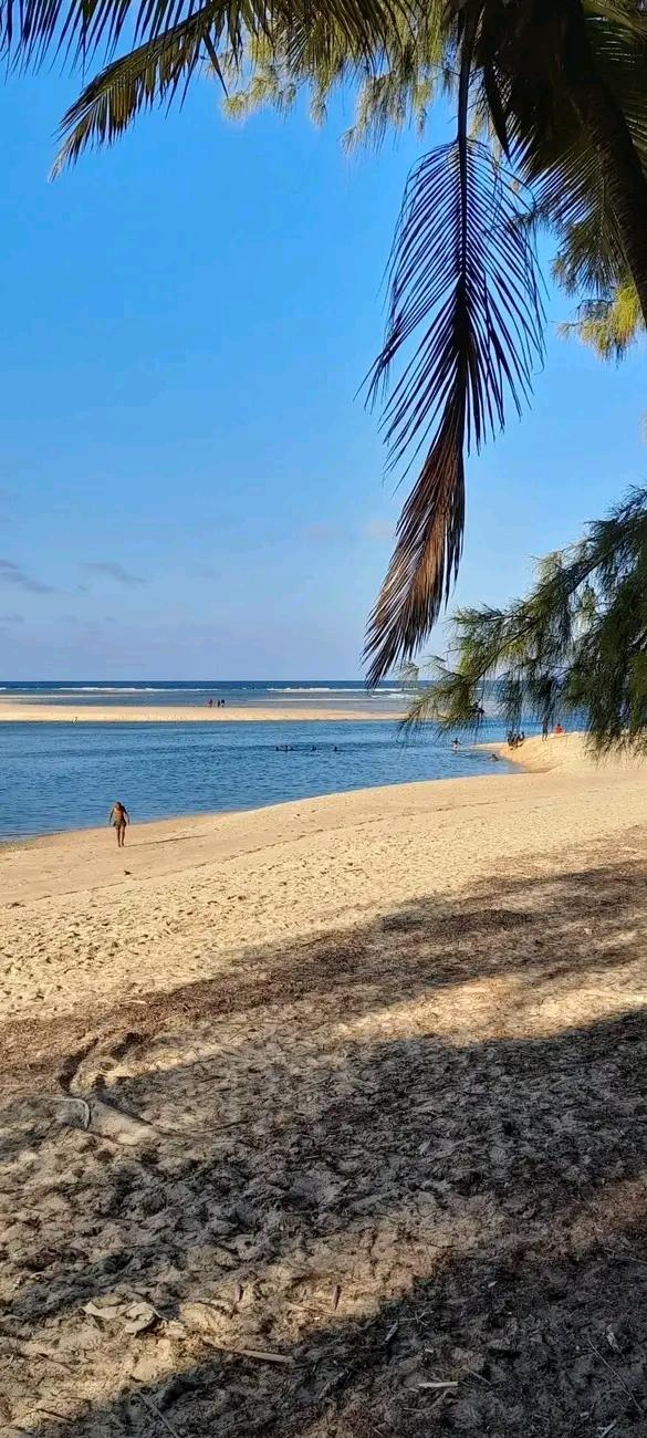 Sandee Mecufi Beach