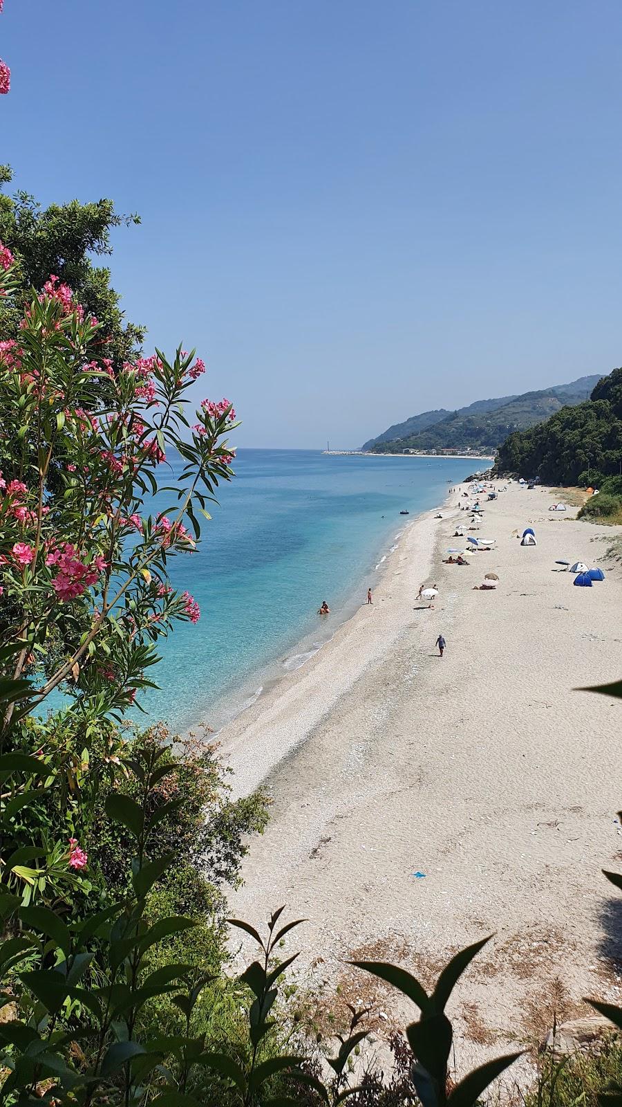 Sandee Parisaina Beach