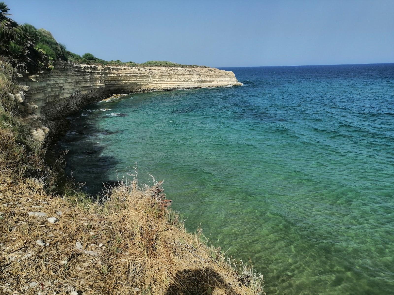 Sandee Spiaggia Gallina, Eloro Distruct Photo