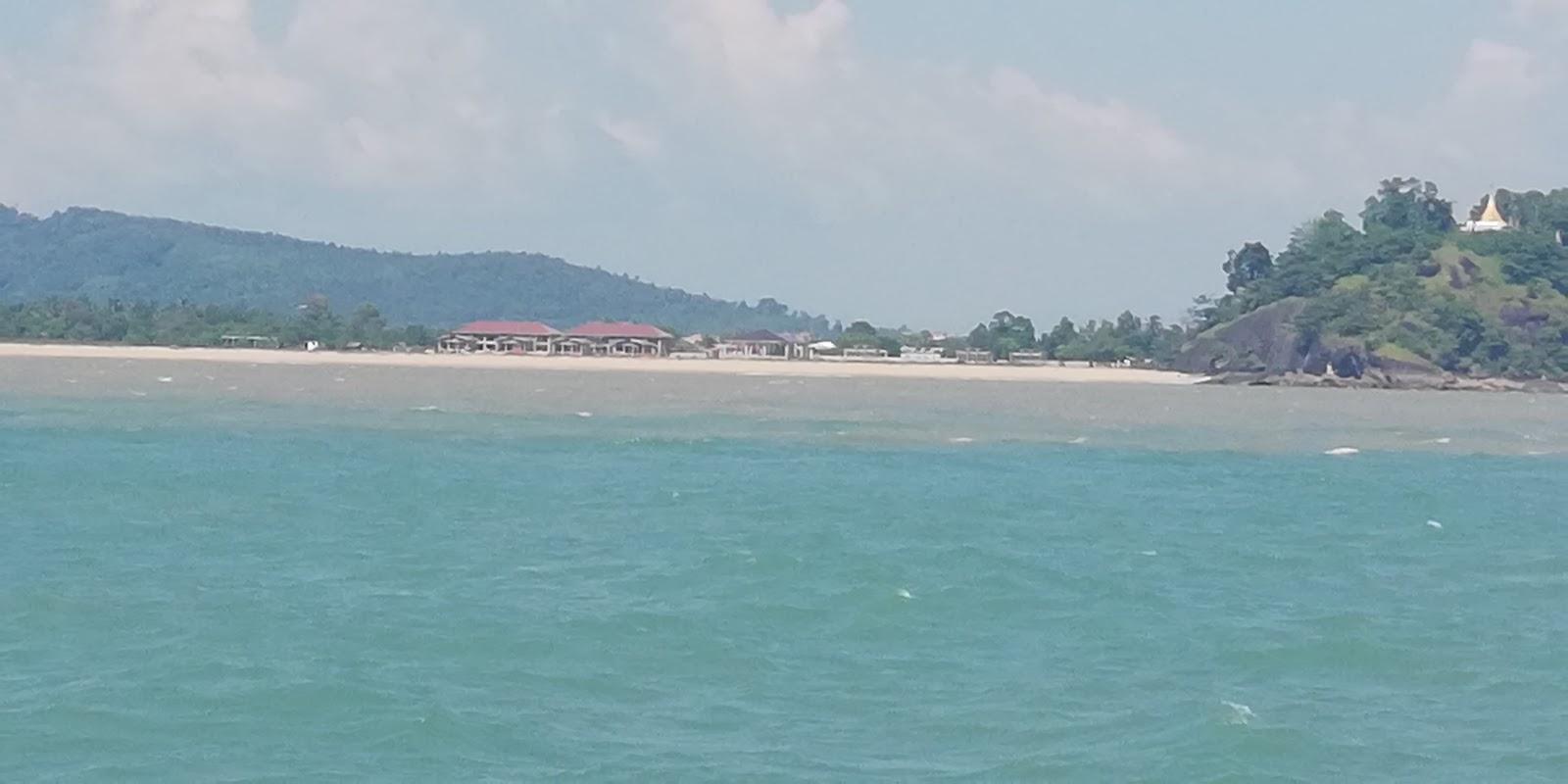 Sandee Zee Phyu Thaung Beach Photo