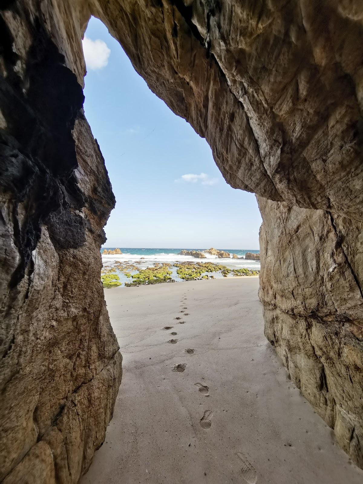 Sandee Loader Beach