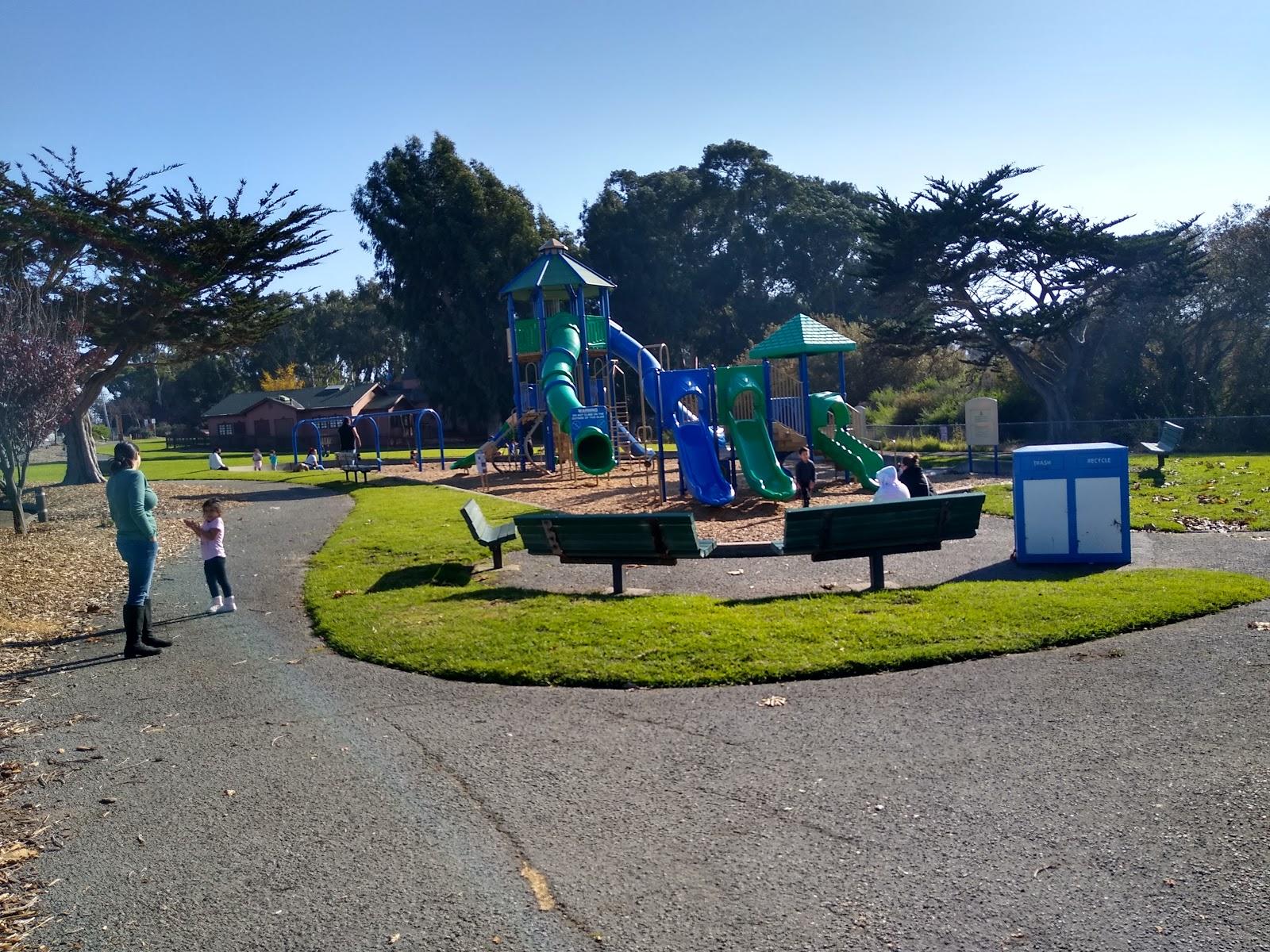 Sandee Laguna Grande Park Monterey Side Photo