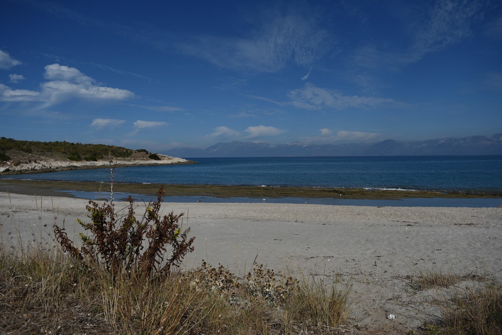 Sandee Gyaliskari Beach Photo