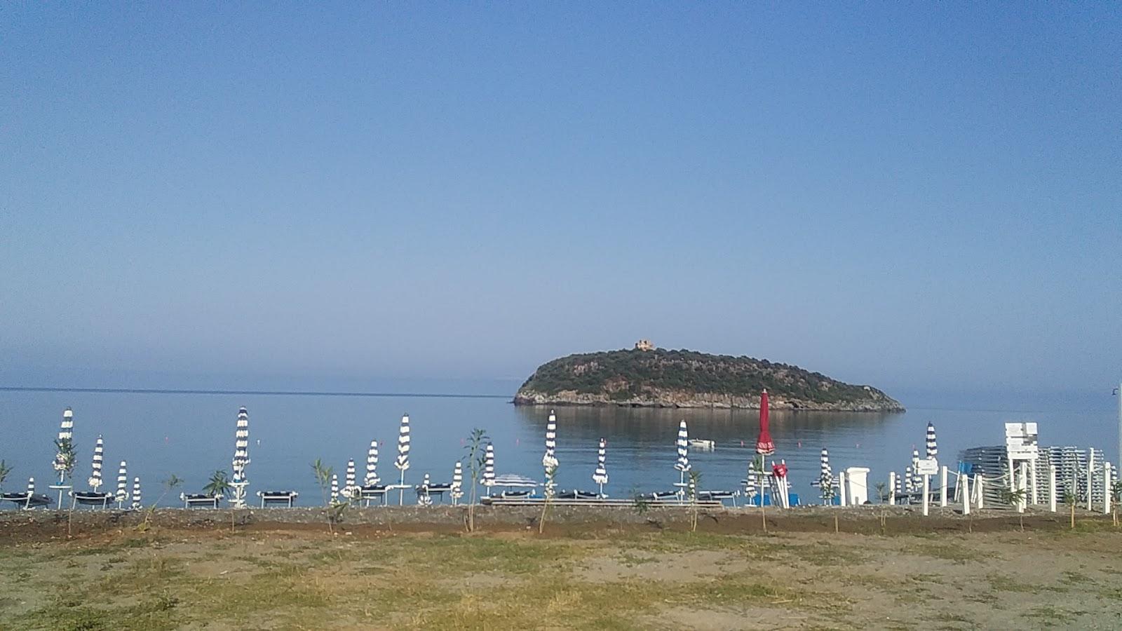 Sandee Isola Di Cerilla