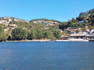 Sandee - Praia Fluvial Bitetos