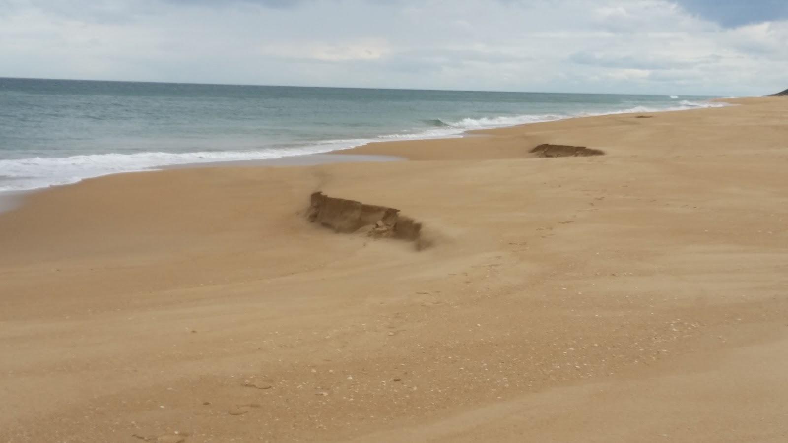 Sandee Letts Beach