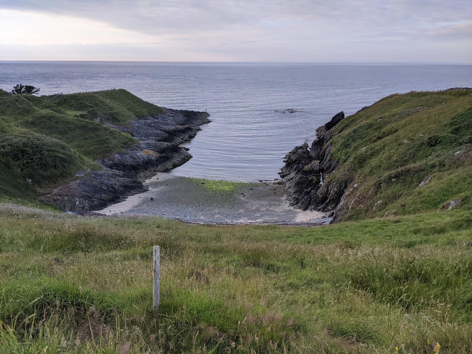 Sandee Porth Ferin Beach