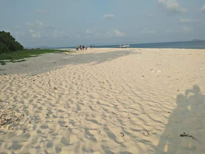 Sandee West Nalaut Island Beach Photo