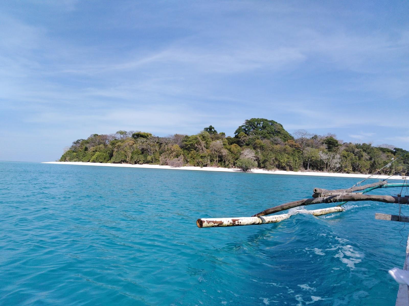 Sandee Ursula Island