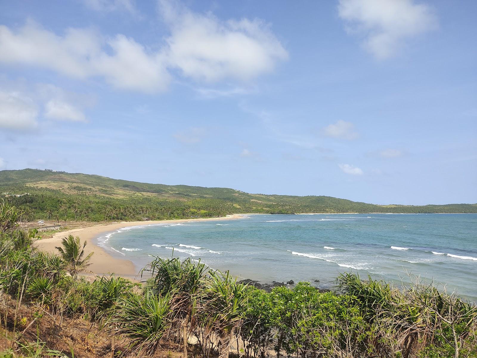 Sandee Gumaus Beach