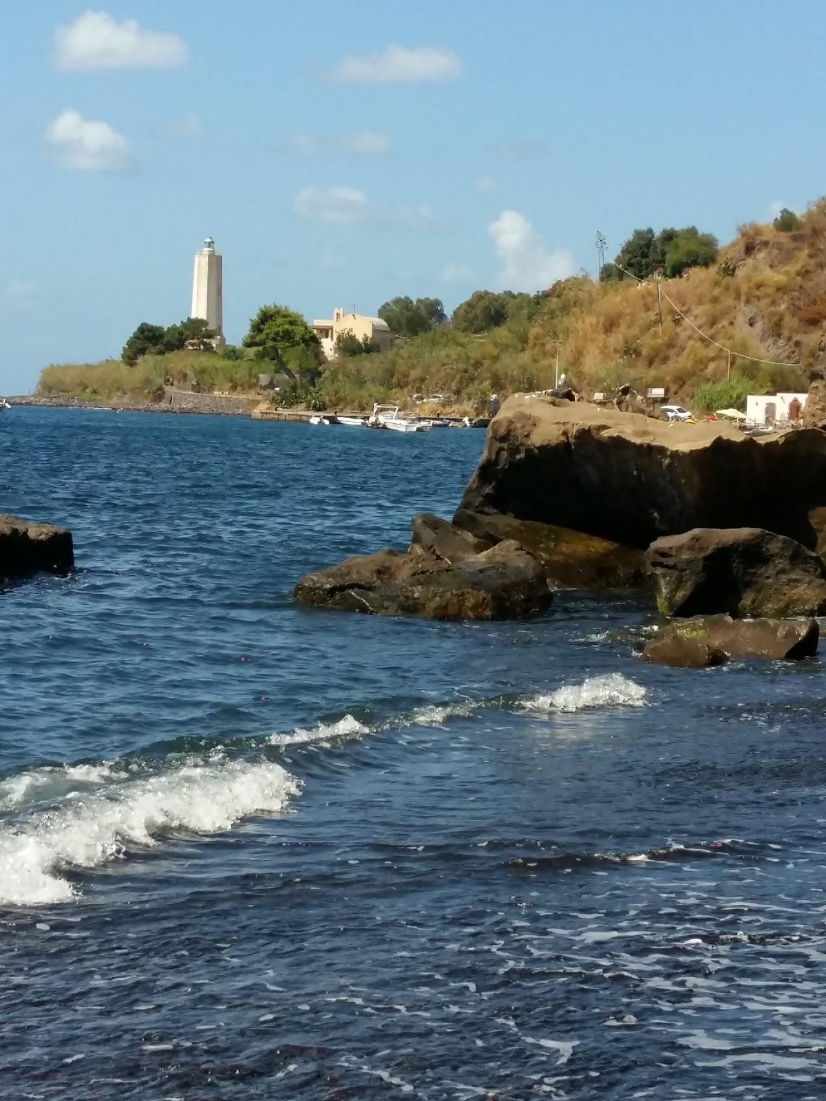 Sandee - Spiaggia Punta Dell'Asino