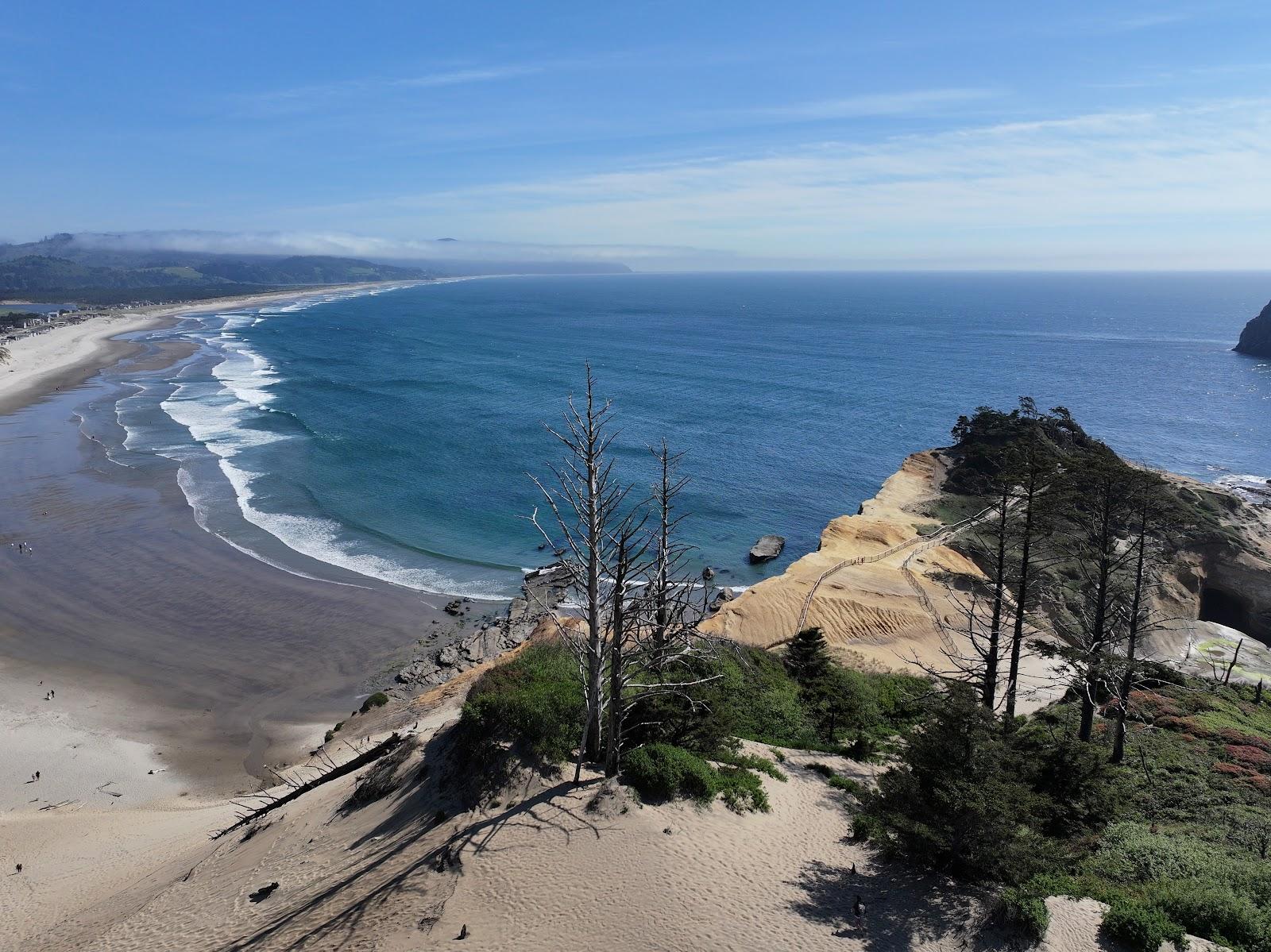 Sandee - Cape Kiwanda State Natural Area