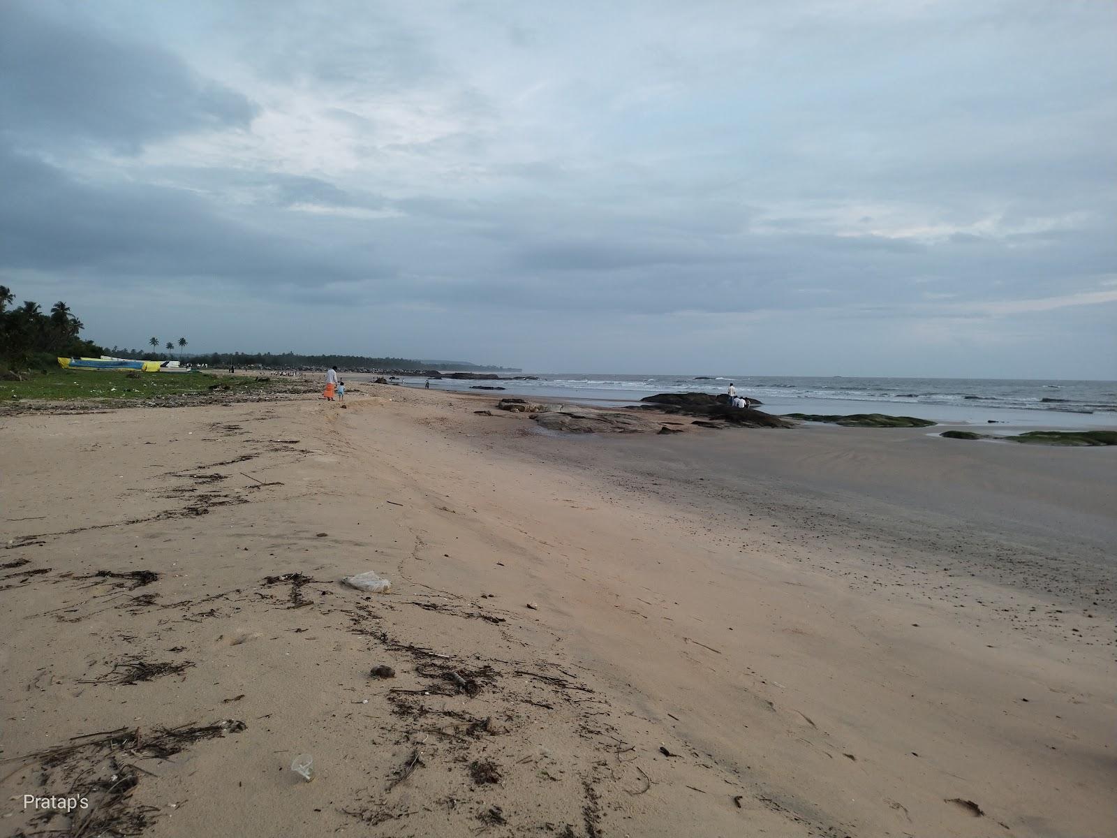 Sandee Alvegadde Beach