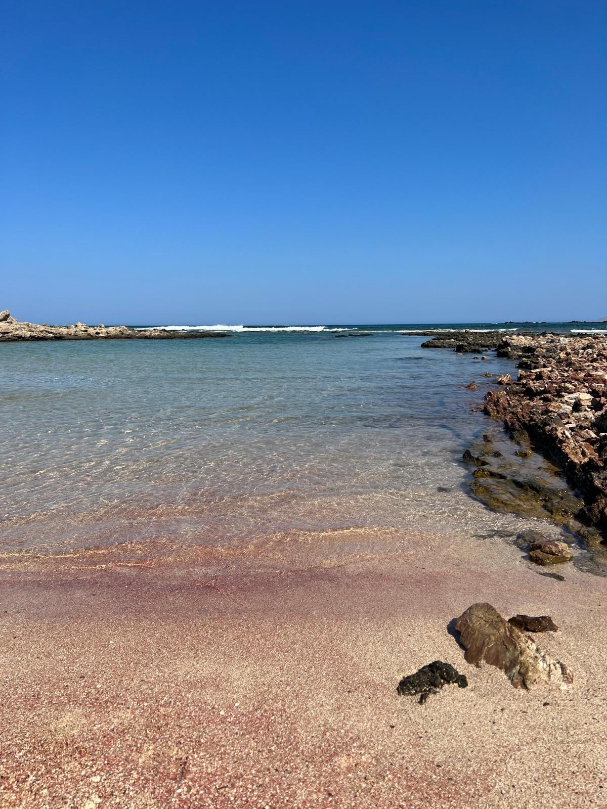 Sandee Tiny Beach, Pink Sand Photo