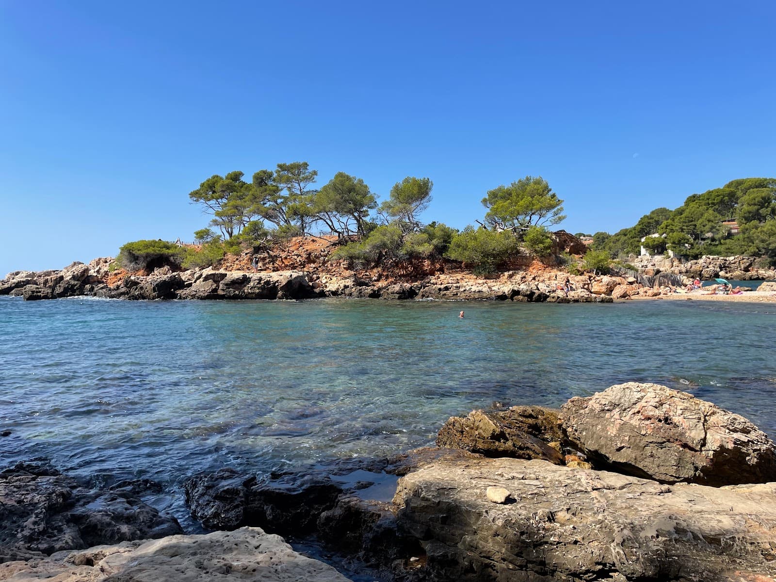 Sandee - Calanque Du Capelan