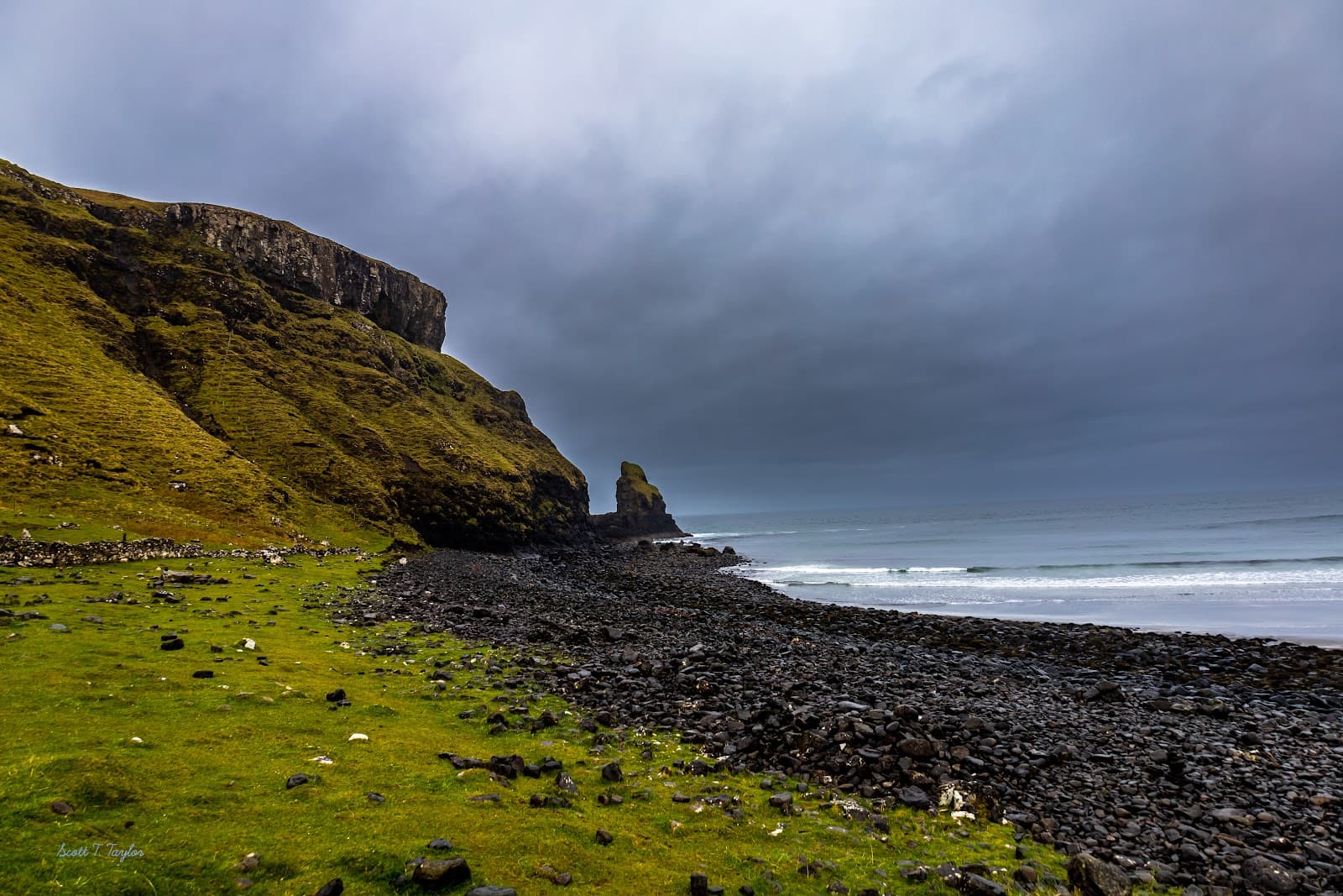 Sandee Talisker Bay Beach Photo