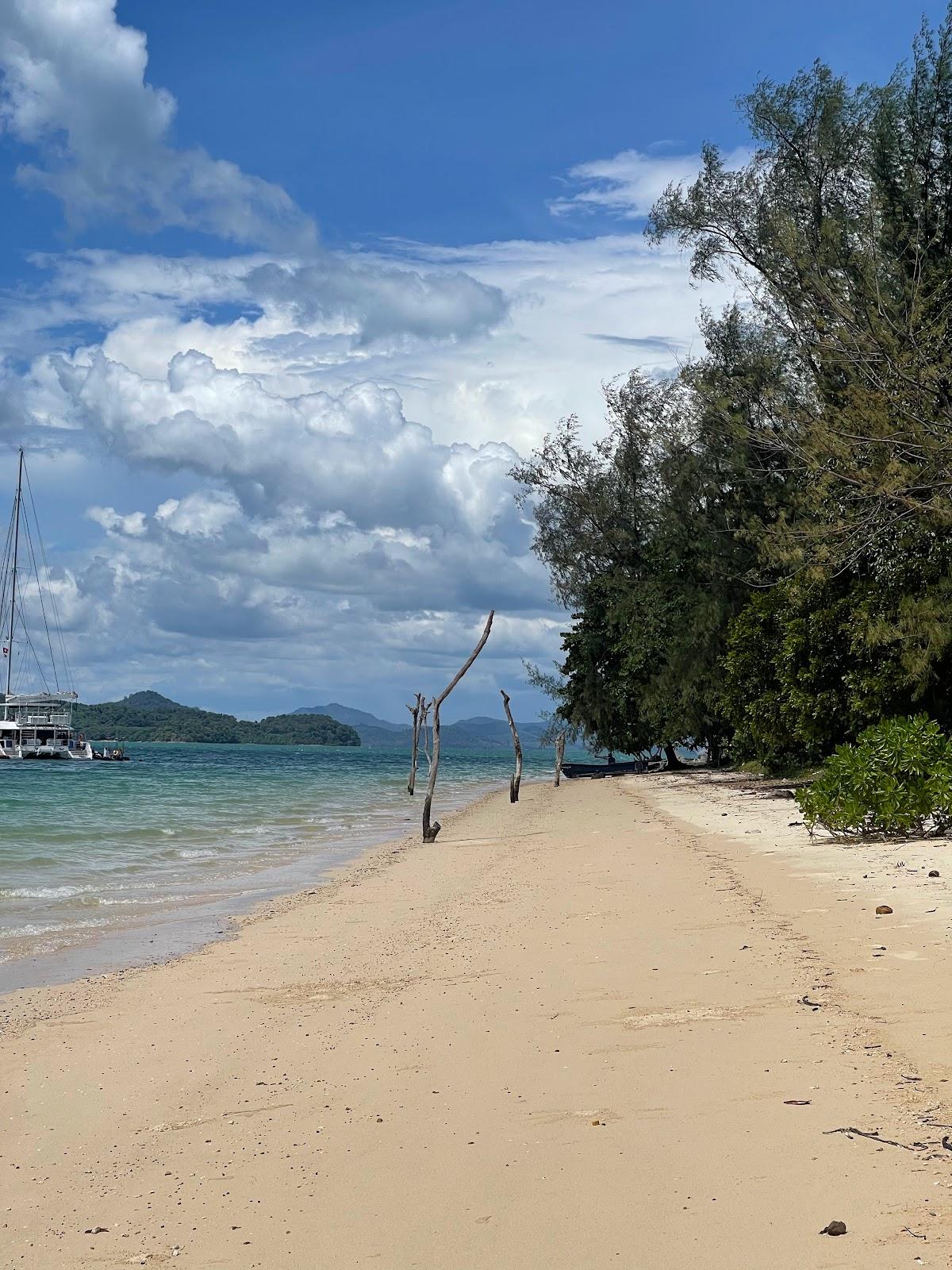 Sandee Nakha Island Beach Photo